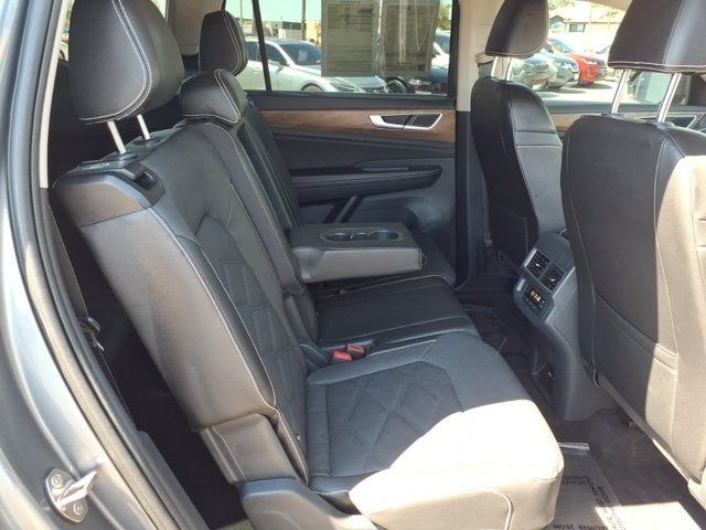 2024 Volkswagen Atlas 2.0T SE