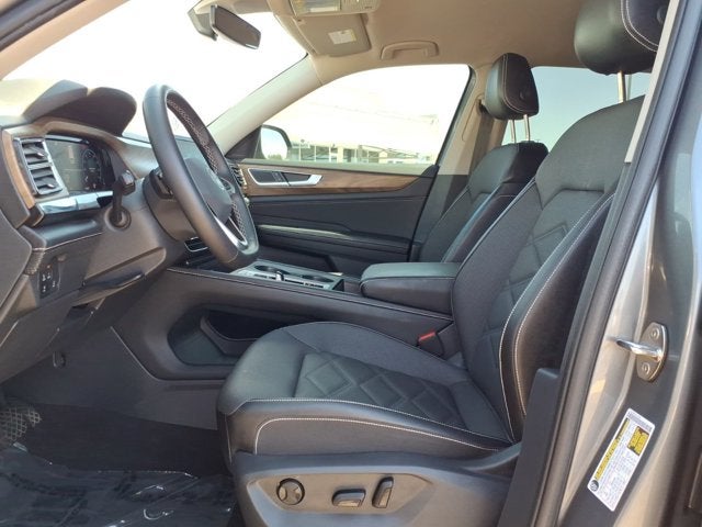 2024 Volkswagen Atlas 2.0T SE