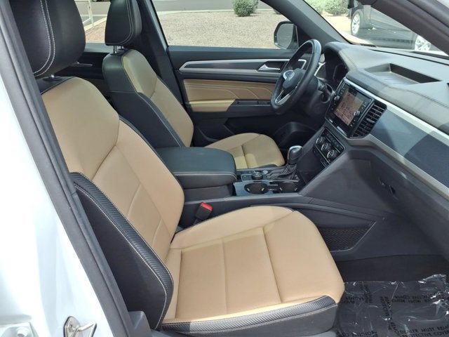2023 Volkswagen Atlas Cross Sport 3.6L V6 SEL R-Line Black