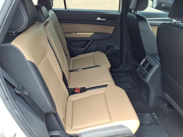2023 Volkswagen Atlas Cross Sport 3.6L V6 SEL R-Line Black