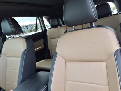 2023 Volkswagen Atlas Cross Sport 3.6L V6 SEL R-Line Black