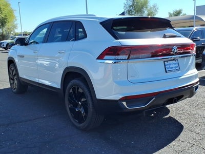 2026 Volkswagen Atlas Cross Sport 2.0T SE w/Technology