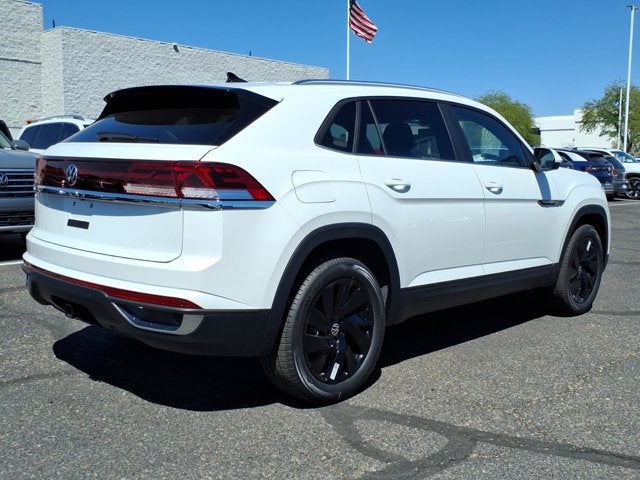 2026 Volkswagen Atlas Cross Sport 2.0T SE w/Technology