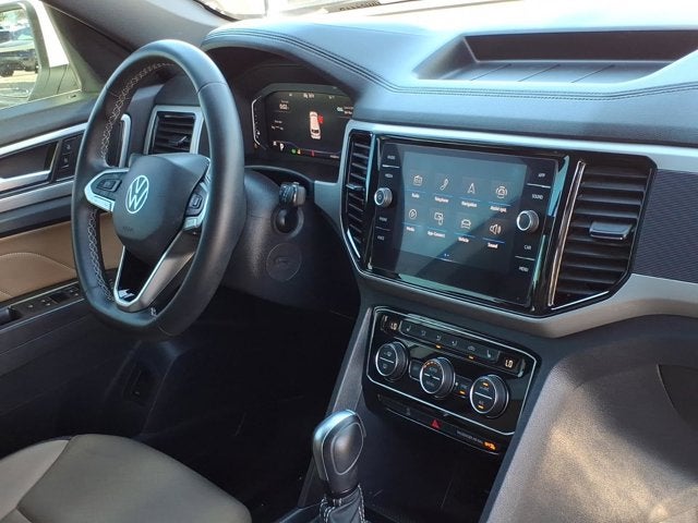 2022 Volkswagen Atlas Cross Sport 3.6L V6 SE w/Technology