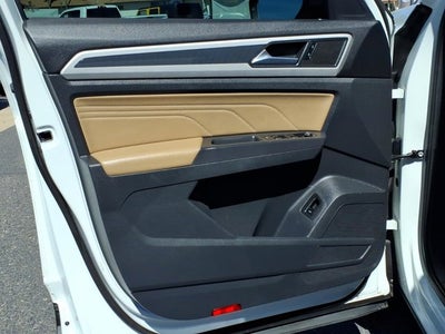 2022 Volkswagen Atlas Cross Sport 3.6L V6 SE w/Technology