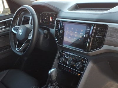 2022 Volkswagen Atlas Cross Sport 3.6L V6 SE w/Technology