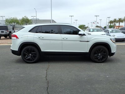2022 Volkswagen Atlas Cross Sport 3.6L V6 SE w/Technology