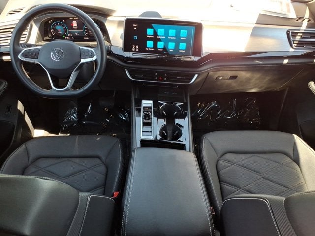 2024 Volkswagen Atlas Cross Sport 2.0T SE w/Technology
