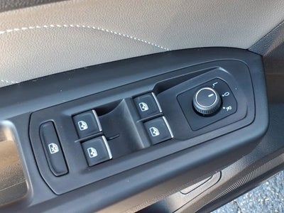 2023 Volkswagen Atlas 2.0T SE w/Technology