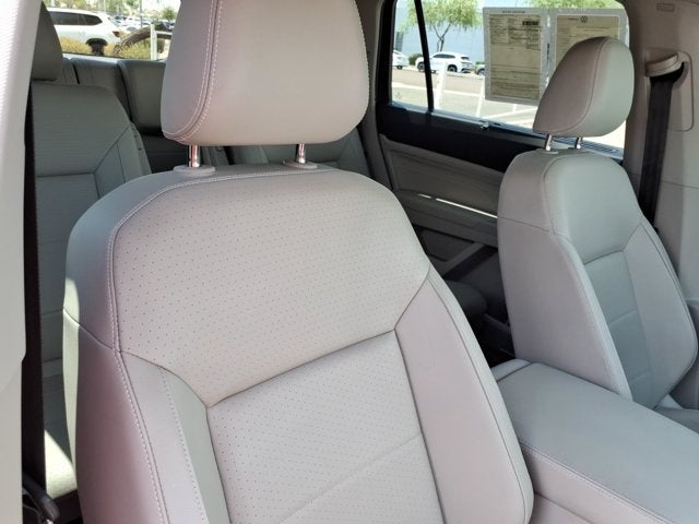 2023 Volkswagen Atlas 2.0T SE w/Technology
