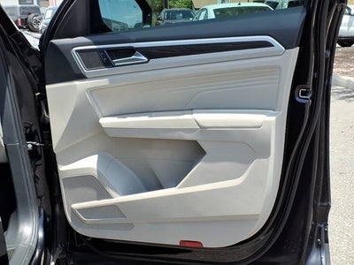 2023 Volkswagen Atlas 2.0T SE w/Technology