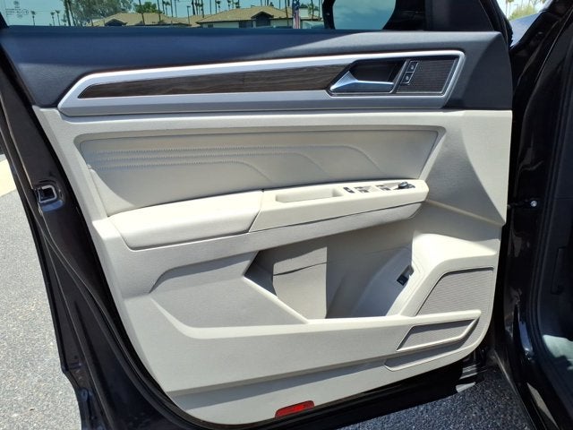 2023 Volkswagen Atlas 2.0T SE w/Technology