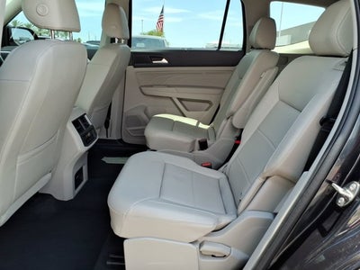 2023 Volkswagen Atlas 2.0T SE w/Technology