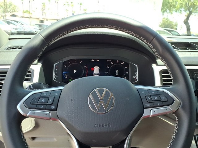 2023 Volkswagen Atlas 2.0T SE w/Technology