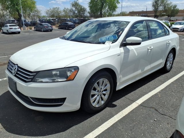 2013 Volkswagen Passat Wolfsburg Edition