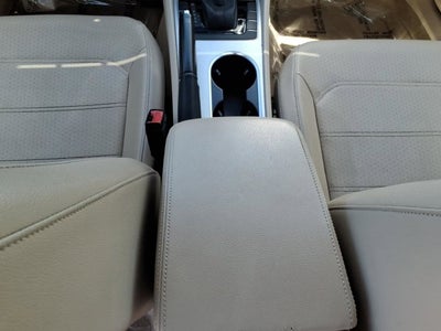 2013 Volkswagen Passat SE w/Sunroof