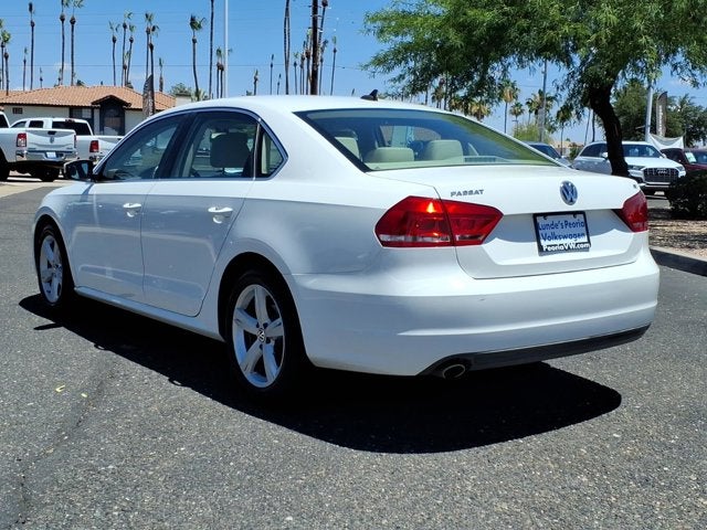 2013 Volkswagen Passat SE w/Sunroof