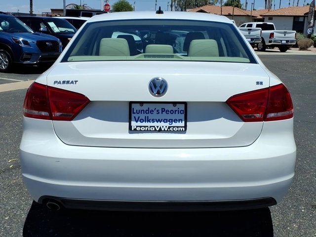 2013 Volkswagen Passat SE w/Sunroof