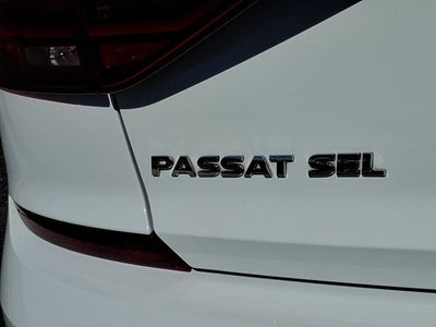2017 Volkswagen Passat 1.8T SEL Premium