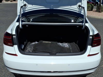 2017 Volkswagen Passat 1.8T SEL Premium