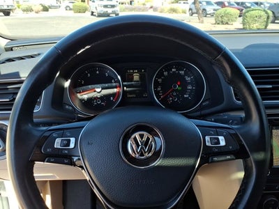 2017 Volkswagen Passat 1.8T SEL Premium