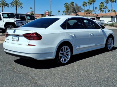 2017 Volkswagen Passat 1.8T SEL Premium