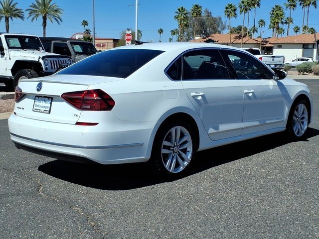 2017 Volkswagen Passat 1.8T SEL Premium
