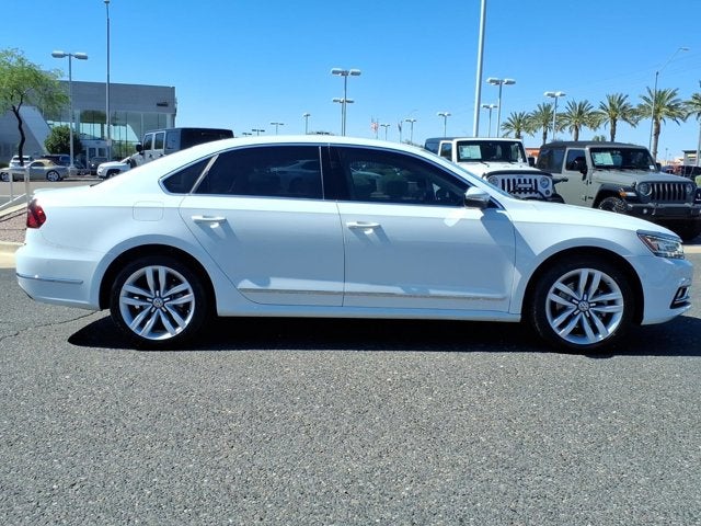 2017 Volkswagen Passat 1.8T SEL Premium