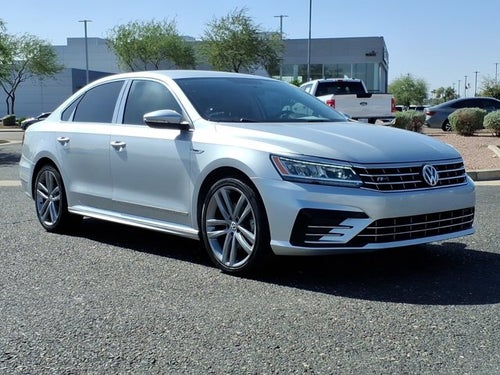 2017 Volkswagen Passat R-Line w/Comfort Pkg