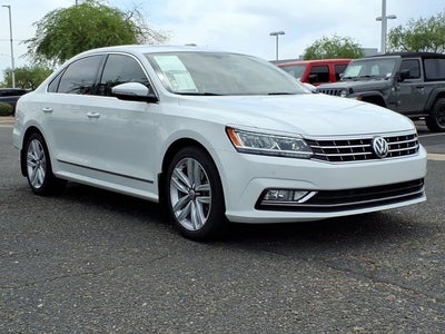 2017 Volkswagen Passat 1.8T SE w/Technology