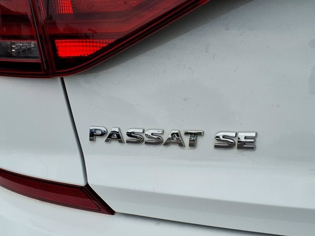 2017 Volkswagen Passat 1.8T SE w/Technology