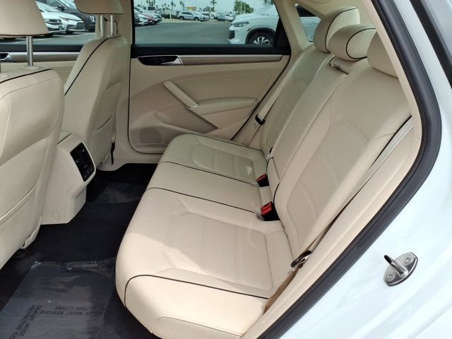 2017 Volkswagen Passat 1.8T SE w/Technology