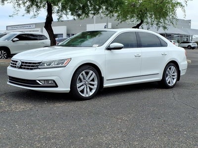 2017 Volkswagen Passat 1.8T SE w/Technology