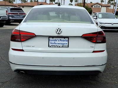 2017 Volkswagen Passat 1.8T SE w/Technology