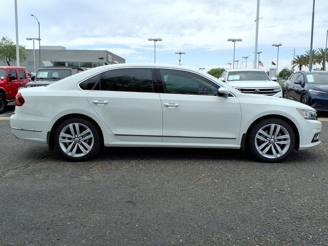2017 Volkswagen Passat 1.8T SE w/Technology