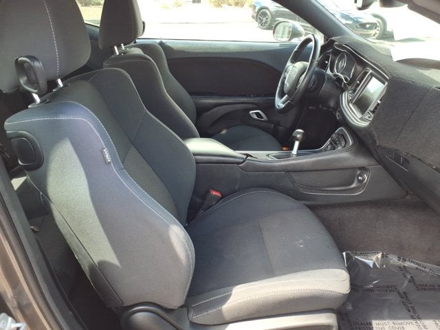 2016 Dodge Challenger R/T Shaker