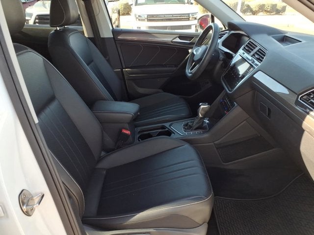 2022 Volkswagen Tiguan SE