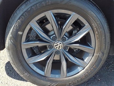 2022 Volkswagen Tiguan SE