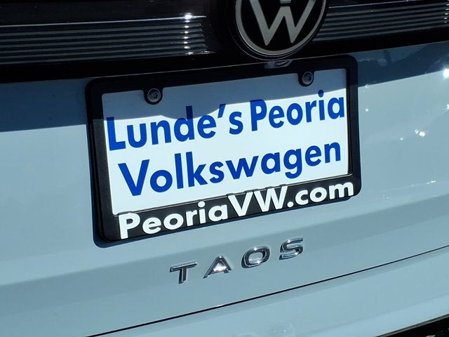 2026 Volkswagen Taos SE Black