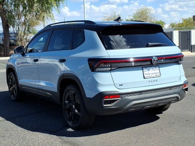 2026 Volkswagen Taos SE Black