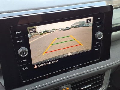 2025 Volkswagen Taos SE Black