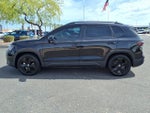 2025 Volkswagen Taos SE Black