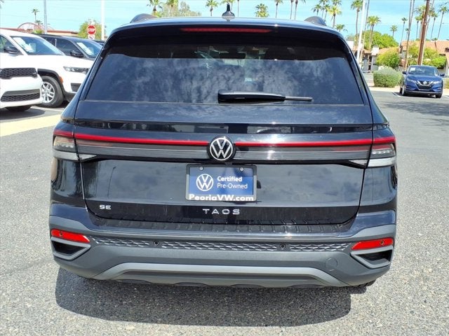 2025 Volkswagen Taos SE Black