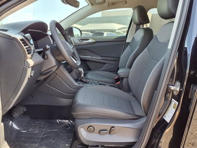 2026 Volkswagen Taos SE Black