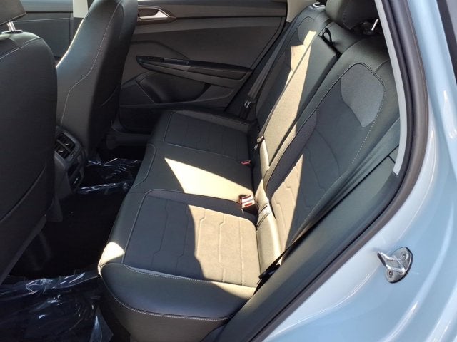 2026 Volkswagen Taos SE Black