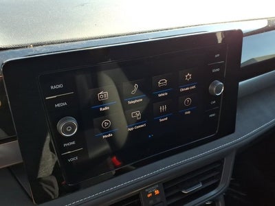 2026 Volkswagen Taos SE Black