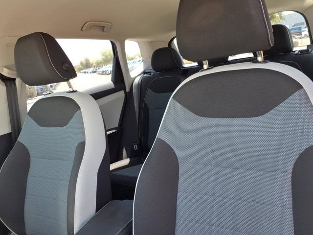 2025 Volkswagen Taos S