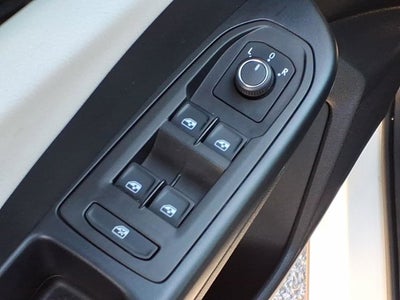 2025 Volkswagen Taos S