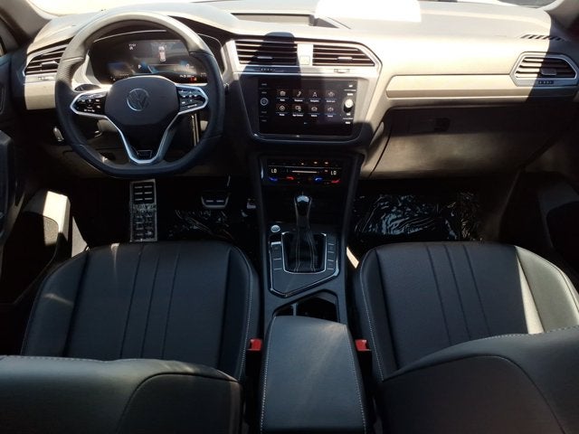 2023 Volkswagen Tiguan SE R-Line Black