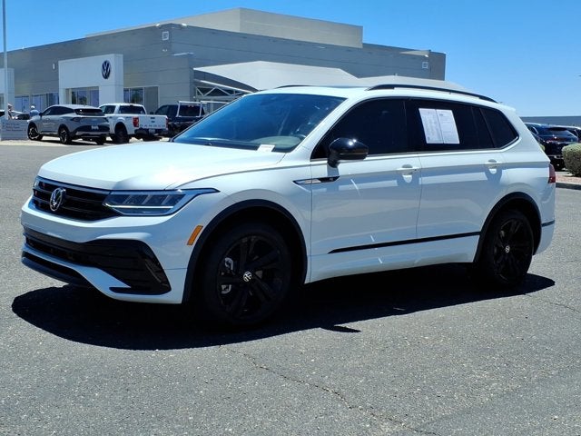 2023 Volkswagen Tiguan SE R-Line Black